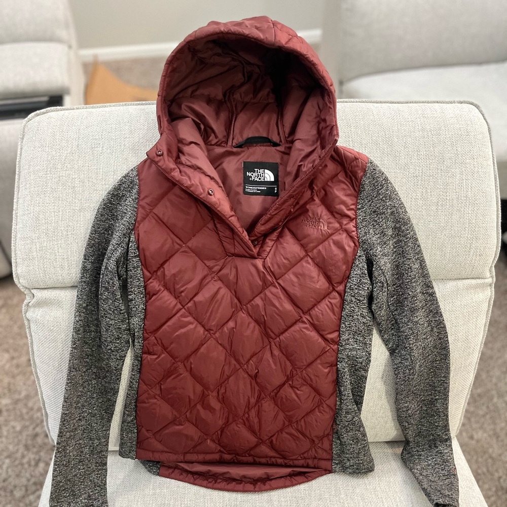 The north face women jacket 1/4 zip